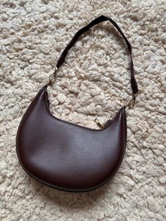 (Category: ) located in . Submitted by shimmerfinds (Listing ID 1386684206, Image 1). Description: .