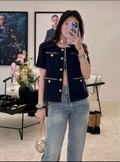 （分類：）位於 。 由 glamorous.closet 提交（商品編號 1386627858，圖片 1）。簡介： 。