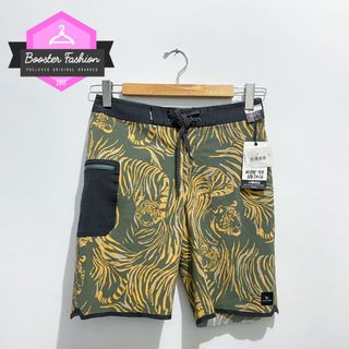 (Kategori: ) berada di . Dikirim oleh boosterfashion (ID iklan 1386647390, Gambar 1). Deskripsi: .