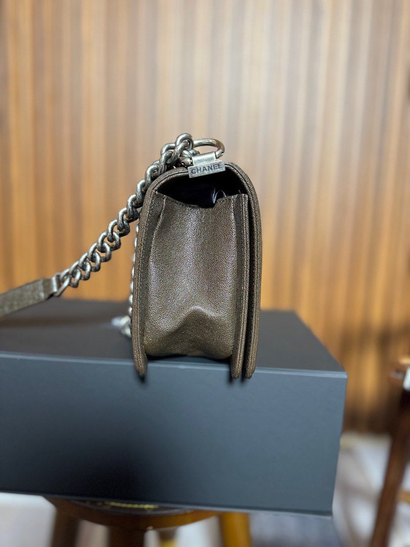 CHANEL LE BOY CAVIAR RHW (Category: Luxury Bags & Wallets) located in Angeles City. Submitted by mrsprk_lux (Listing ID 1386661203, Image 3). Description: CHANEL LE BOY MEDIUM CAVIAR LEATHER RHW CHOCOLATE BROWN COLOR Pristine Condition Comes with Dustbag Holo and Box Lost card but with Legit grails ! Series 28 Get for only 198k!!!!! Steal price for Caviar leather 😍 Open for trade LAY AWAY OK 30% DP 1month No interest .