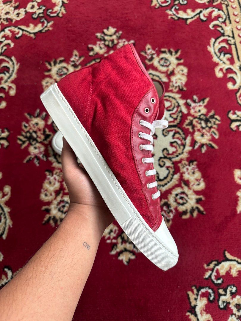 Common Projects Red Suede High Tops (Category: Sneakers) located in Quezon City. Submitted by jawnzslayer (Listing ID 1386618491, Image 3). Description: common projects red suede high tops no box, pair only size 43 fits 10-10.5 worn condition.