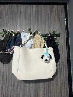 バッグ BABY MILO PLUSH DOLL RECYCLE TOTE BAG BAPE BABY MILO PLUSH DOLL ECO BAG, Women's Fashion, Bags