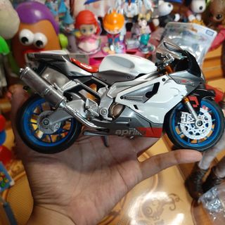(Kategori: ) berada di . Dikirim oleh staronetoys0717072 (ID iklan 1386750539, Gambar 1). Deskripsi: .