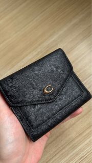 (Kategori: ) berada di . Dikirim oleh loopcloset (ID iklan 1386601312, Gambar 1). Deskripsi: .
