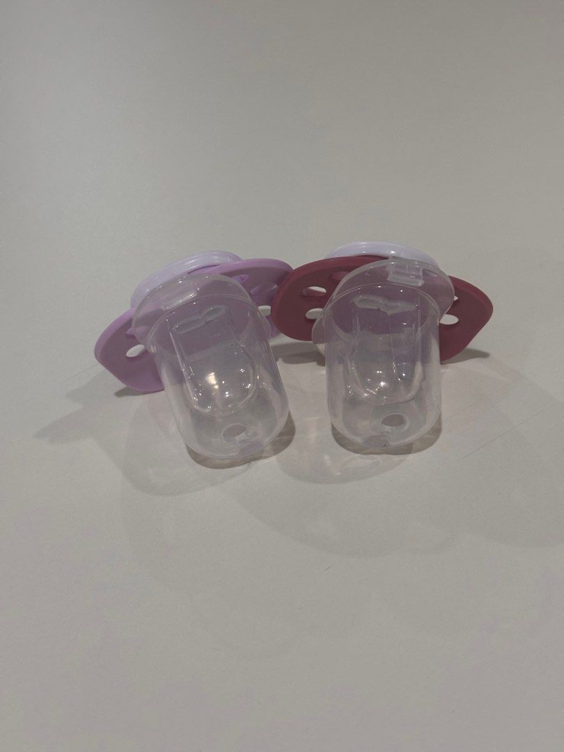 Dr. Brown Pacifier and Oxo self feeder teether (Category: Soothers & Pacifiers) located in Makati City. Submitted by httpsbarbs (Listing ID 1386730690, Image 2). Description: Unused but opened. OXO Tot Silicone Self-Feeder Teether ( oxotot baby food pouch fruit pacifier silicone soother ) original price : ₱721 Dr. Brown’s Pacifier Advantage - Stage 1, Pink Stars, 2pcs/pk original price: ₱510 Get both for only ₱ 699 Shipping at buyer’s expense.