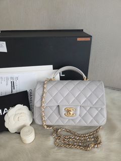 (Kategori: ) berada di . Dikirim oleh anzeraluxbags.id (ID iklan 1386699037, Gambar 1). Deskripsi: .