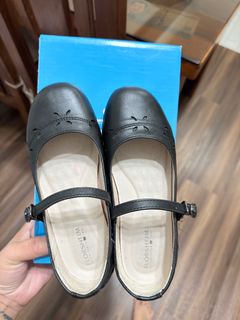(Category: ) located in . Submitted by joya2018 (Listing ID 1386705326, Image 1). Description: .