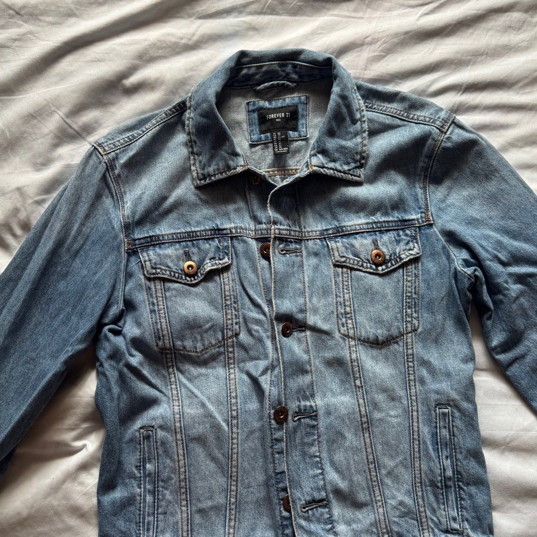 Forever21 Denim Jacket | XS (Category: Coats, Jackets and Outerwear) located in Manila. Submitted by helloitsjan (Listing ID 1386661339, Image 2). Description: No issues at all. Doesn't fit anymore. Denim Material. .