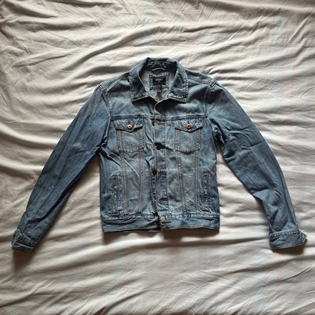 Forever21 Denim Jacket | XS (Category: Coats, Jackets and Outerwear) located in Manila. Submitted by helloitsjan (Listing ID 1386661339, Image 1). Description: No issues at all. Doesn't fit anymore. Denim Material. .
