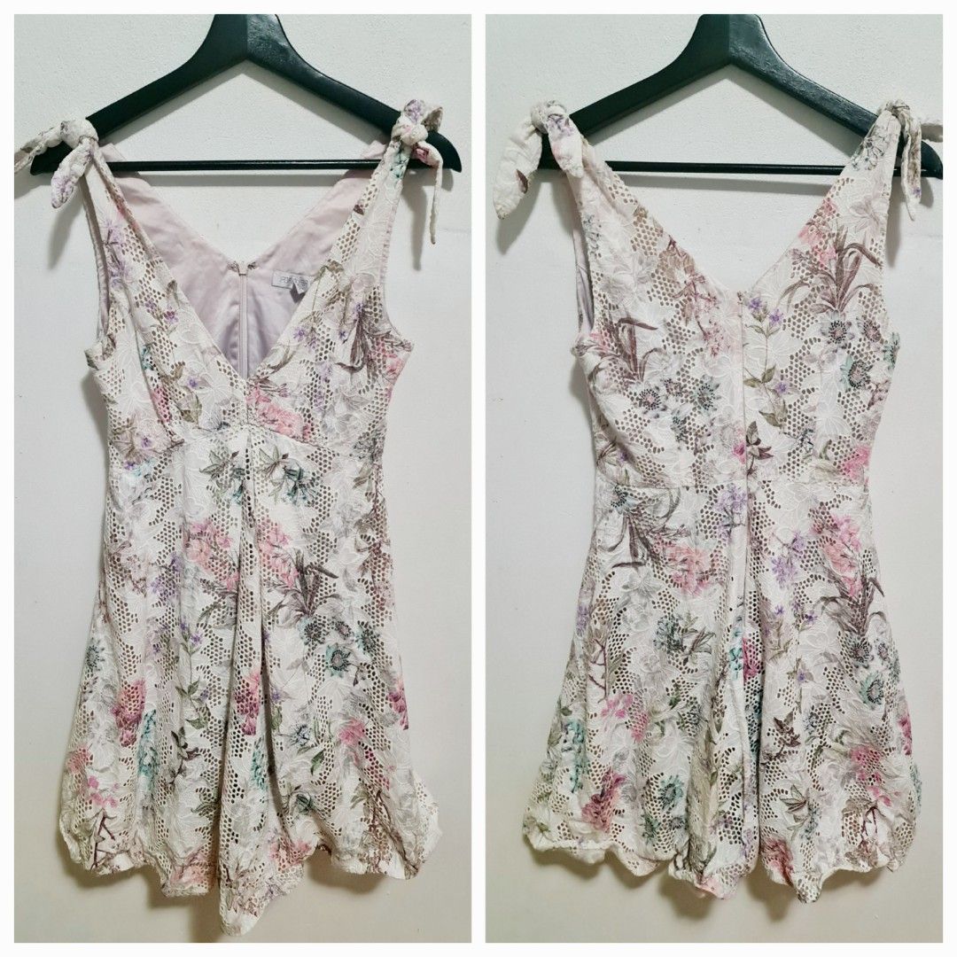 Forever New V Neck Floral Mini Dress(Size 8) (Category: Women's Clothes) located in Sydney. Submitted by desirably (Listing ID 1386742137, Image 1). Description: Forever New V Neck Floral Mini Dress with Tie Shoulder Straps(Size 8) for $40. Worn lightly&in wonderful condition. Gorgeous lacey material - super flattering! Fully lined. Pick up from Marrickville. Pls feel free to check out my other listings..