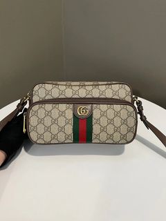 (Category: ) located in . Submitted by lovelotsluxury (Listing ID 1386592217, Image 1). Description: .