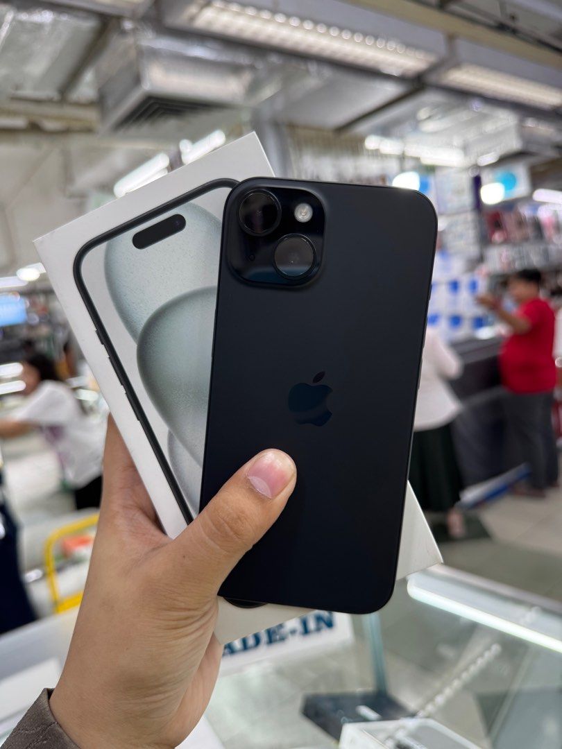 iPhone 15 128GB Factory Unlock No Issue Secondhand (Category: iPhone 15 Series) located in Pasig City. Submitted by FarAndRayShop (Listing ID 1386764885, Image 1). Description: OPEN FOR SWAP/SELLING/BUYING (RFS: Buy and Sell) Price: 30,499 iPhone 15 128GB •Factory Unlock •NO HIDDEN ISSUES •TEST TO SAWA •Authentic Phone Physical store in Greenhills Shopping Center XD-13 Stall Number Look For Rayray Or Anika NO CASH INSTALLMENT We are open also for