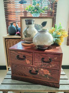 (Category: ) located in . Submitted by mimimarket66 (Listing ID 1386737390, Image 1). Description: .