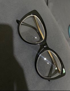 (Kategori: ) berada di . Dikirim oleh salwaa.r (ID iklan 1386646248, Gambar 1). Deskripsi: .