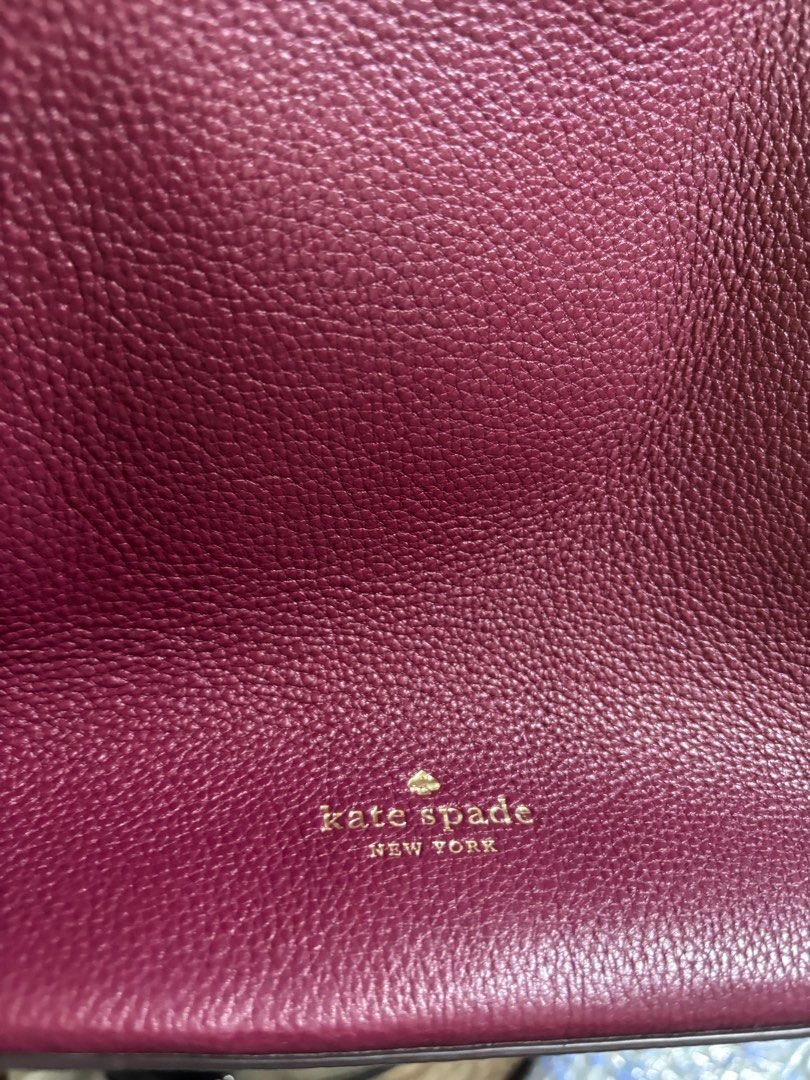 Kate Spade Marti Large Bucket Bag (Category: Luxury Bags & Wallets) located in Meycauayan. Submitted by maxsshopzter (Listing ID 1386621959, Image 3). Description: .