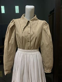 (Kategori: ) berada di . Dikirim oleh k3thriftshop (ID iklan 1386687018, Gambar 1). Deskripsi: .