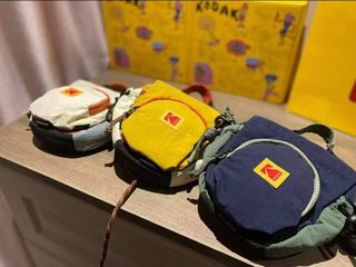 Kodak Camera Zoom 柯達防潑水復古相機斜跨包64221337071235110