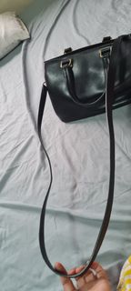 (Category: ) located in . Submitted by sellall (Listing ID 1386593764, Image 1). Description: .