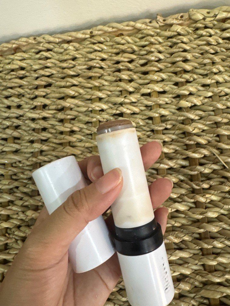 Make up by mario sculpting stick (Category: Makeup) located in Quezon City. Submitted by destashingmycloset (Listing ID 1386736601, Image 3). Description: .