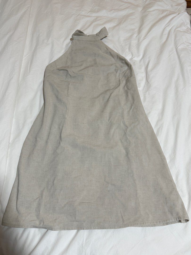 Mango halter top grey beige linen dress (Category: Dresses) located in Taguig. Submitted by ninsdeclutters (Listing ID 1386752263, Image 1). Description: Used only once for a quick photoshoot. Around 5k+ pesos in-store - NO WW.