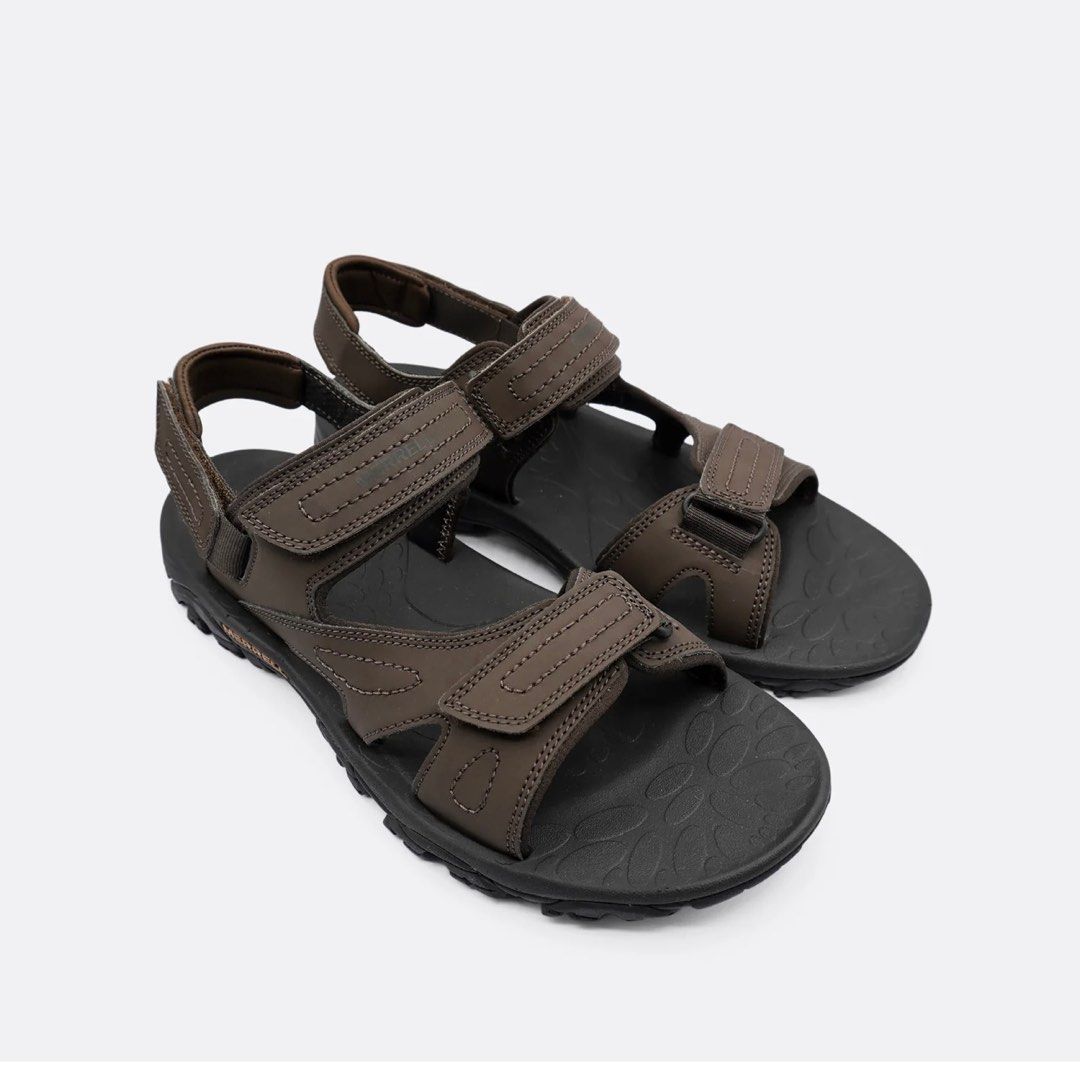Merrell Mojave Sport Brown Sandal (Category: Slippers & Slides) located in San Juan City. Submitted by joe_tantiado (Listing ID 1386627878, Image 1). Description: .