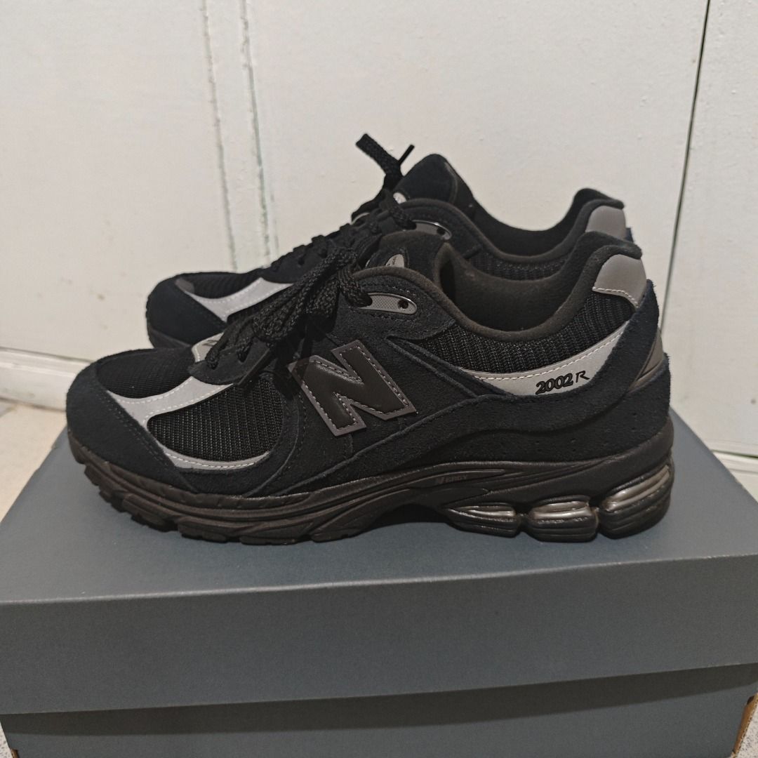 New Balance 2002R Black-Reflective Size 9, Men's Fashion, Footwear ...