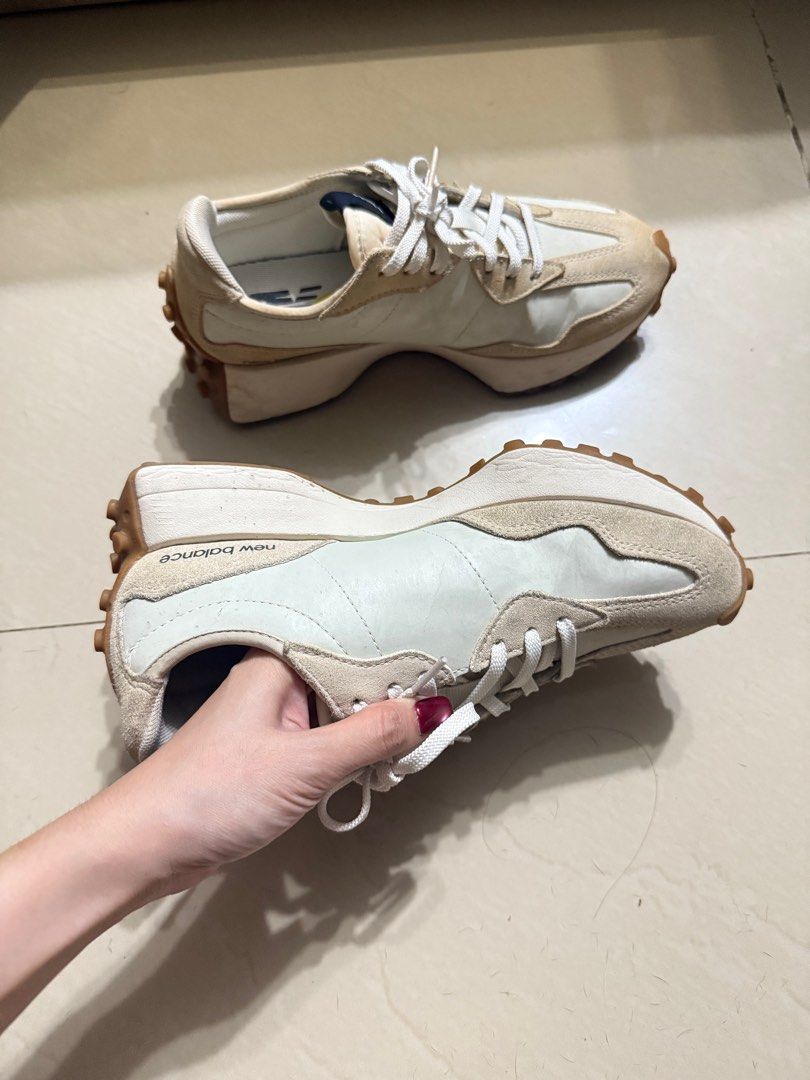 New balance 327 (Category: Sneakers) located in Caloocan City. Submitted by _shellly (Listing ID 1386772594, Image 3). Description: Please see minor flaws on the pics above. Negotiable. Size 7.5 womens With box Orig price: 6,500.