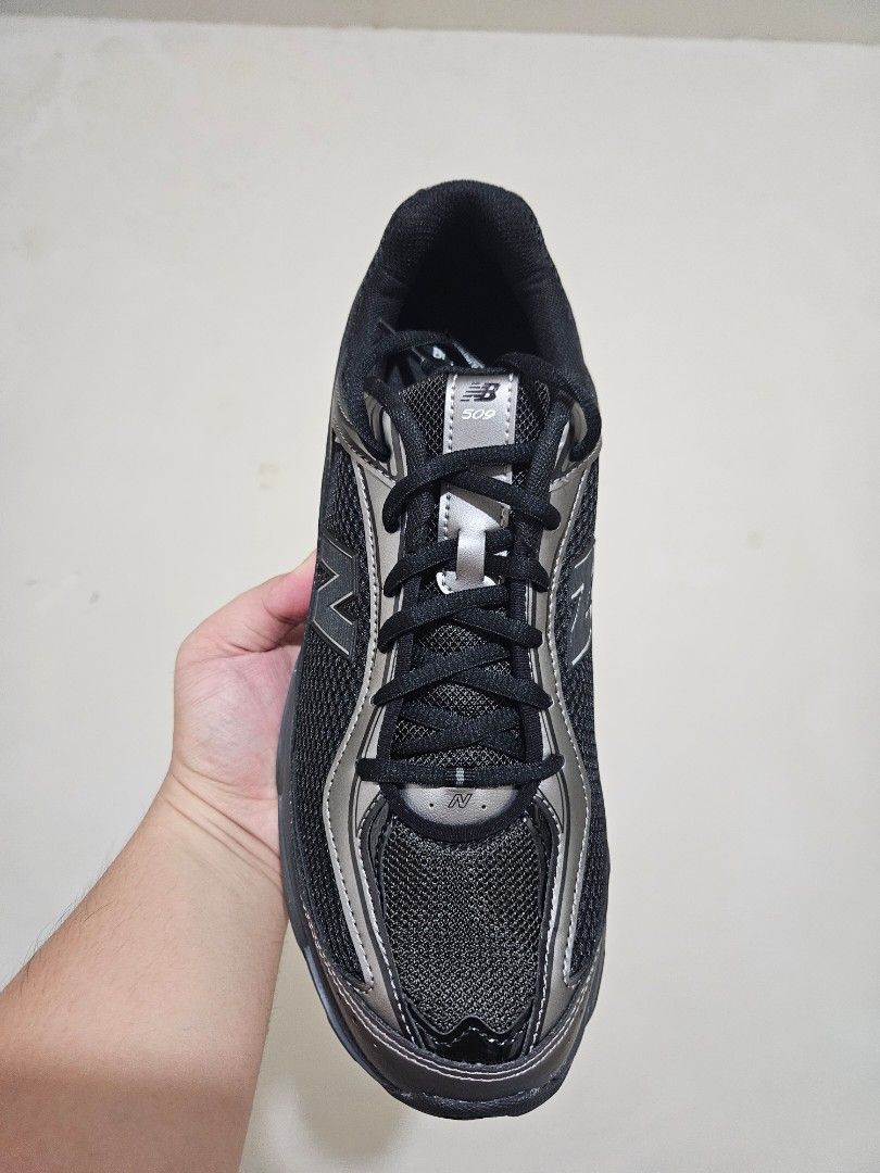 New Balance 509 Dark Silver Metallic US 10 (Category: Sneakers) located in Rodriguez. Submitted by dewamns (Listing ID 1386665463, Image 3). Description: Brand new authentic!.