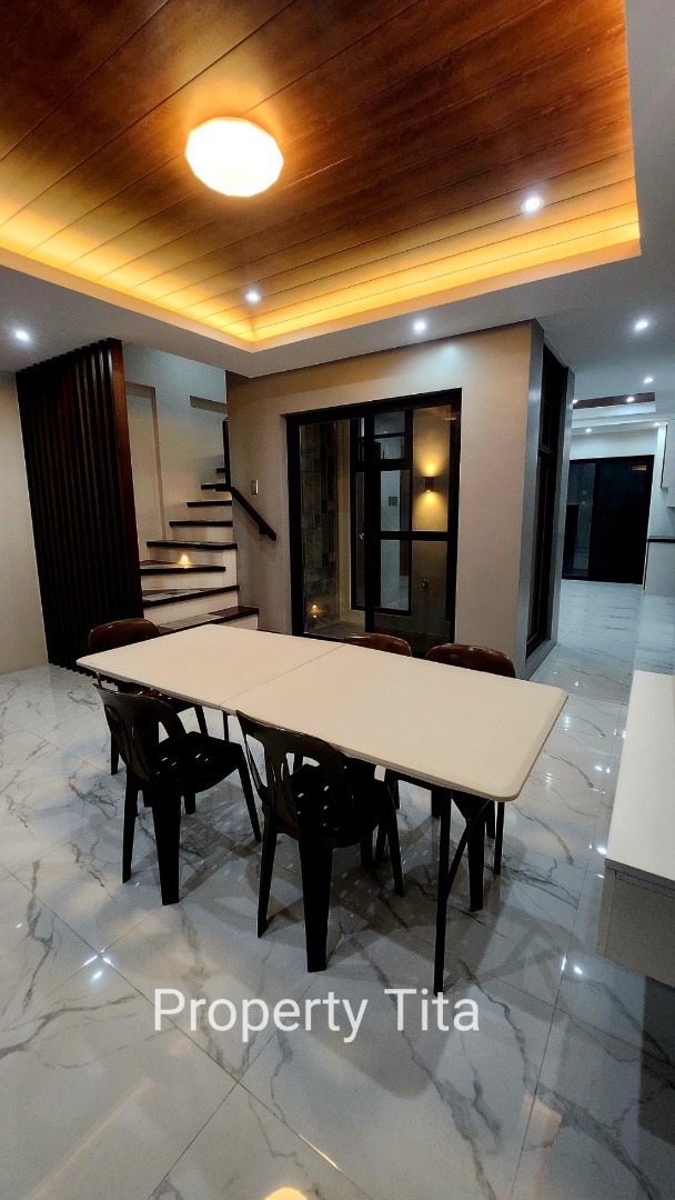 (Category: ) located in . Submitted by uptownmanilarealty (Listing ID 1386599494, Image 1). Description: .