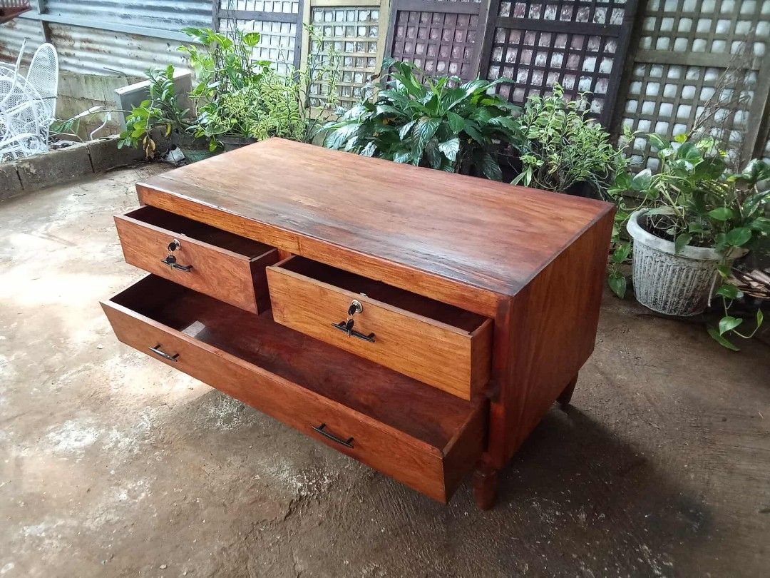 Old TV Stand (Category: Other Home Furniture) located in Rizal. Submitted by mommykiee (Listing ID 1386652391, Image 3). Description: Old TV Stand Made of narra wood except bottom part of 2 small drawer ply Size: L46 W21 H23inch. Newly stripped & varnished.