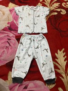 (Kategori: ) berada di . Dikirim oleh PrelovedbyNyn (ID iklan 1386604406, Gambar 1). Deskripsi: .