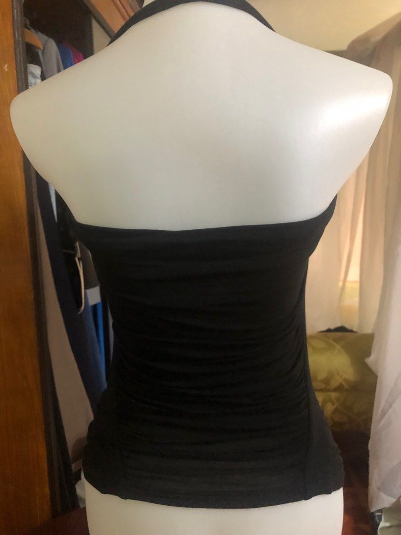 Original Mphosis Top (Category: Blouses) located in Mandaluyong City. Submitted by bmorig (Listing ID 1386661769, Image 2). Description: free shipping na po.