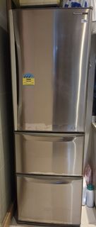 (Category: ) located in . Submitted by barangbarang_sale (Listing ID 1386703610, Image 1). Description: .