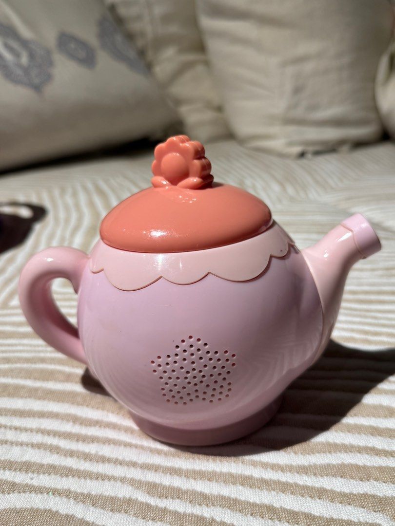 PlayCircle Tea Pot (Function) (Category: Toys & Games) located in Shah Alam. Submitted by zouschaffer (Listing ID 1386778395, Image 2). Description: .