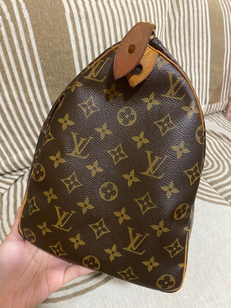 Speedy 40 with entrupy (Category: Luxury Bags & Wallets) located in Cainta. Submitted by jungkookie17 (Listing ID 1386617827, Image 3). Description: .