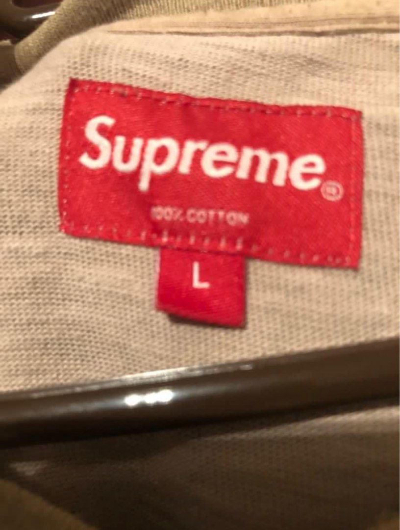 Supreme desert Camo Pocket Tee - Size L (Category: Tshirts & Polo Shirts ) located in Paranaque City. Submitted by 002047 (Listing ID 1386777494, Image 3). Description: Supreme desert Camo Pocket Tee - Size L Same as new. 3500 peso. Meet up at makati,Pasay or bgc. Delivery fee should by buyer.thanks!!!.