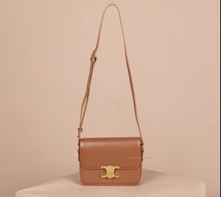 (Kategori: ) berada di . Dikirim oleh amoreluxe.id (ID iklan 1386758184, Gambar 1). Deskripsi: .