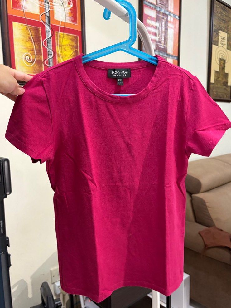 TOPSHOP Multiple Basic Tees (Category: Shirts) located in Kuala Lumpur. Submitted by ttgy_ (Listing ID 1386749745, Image 2). Description: MY BADDIE MUMMY'S BASICS Pieces: 1. Hot pink 2. Light yellow ❌ SOLD 3. Pink ❌ SOLD 4. Grey 5. Blue ❌ SOLD ⭐️ RM15 each ⭐️ RM60 for all 5.