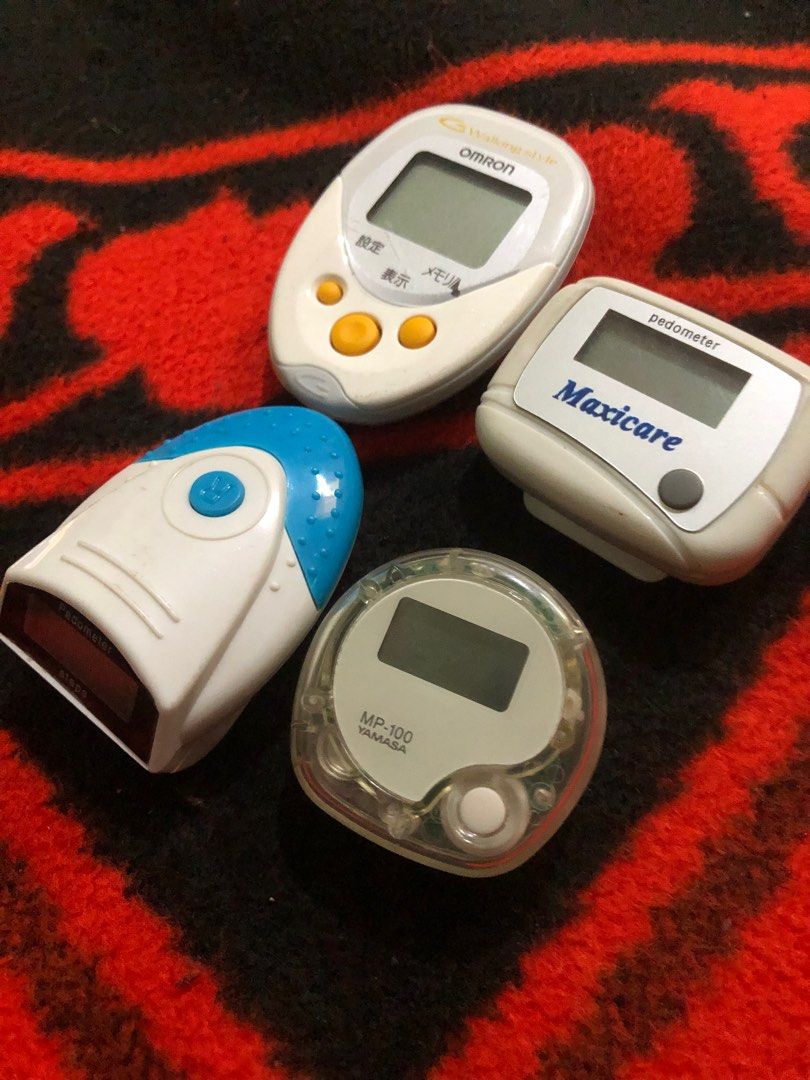 Untested lot set of japan pedometers (Category: Health Monitors & Weighing Scales) located in Quezon City. Submitted by markgolveo (Listing ID 1386638021, Image 1). Description: Untested lot set of japan pedometers.