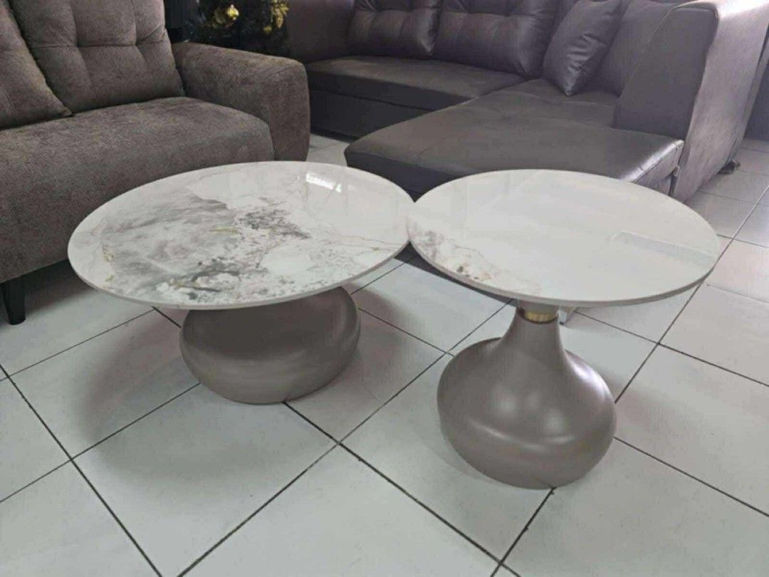 Val Sintered Stone Marble Top Nesting Tables Ceramic Marble Top Center Table Set (Category: Tables & Sets) located in Manila. Submitted by dolorchris69891 (Listing ID 1386623000, Image 3). Description: Sintered Stone Marble Top Nesting Tables Ceramic Marble Top Center Table Set metal Ang paa 5,500 per set.