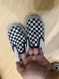 (Category: ) located in . Submitted by honeyyymaduuu (Listing ID 1386707390, Image 1). Description: .