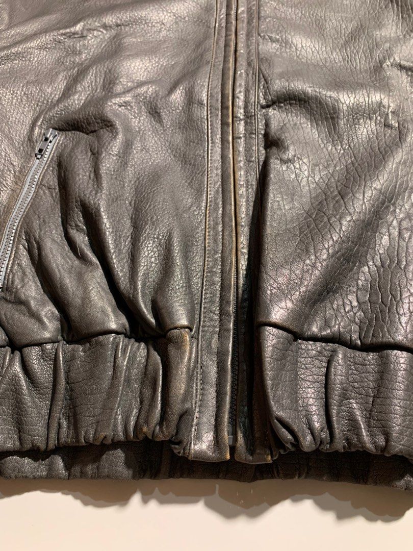 VINTAGE 80s YSL WOOL LEATHER BLEND JACKET (Category: Luxury Apparel) located in Taguig. Submitted by thehookv1 (Listing ID 1386758793, Image 3). Description: VINTAGE 80s YSL WOOL LEATHER BLEND JACKET SIZE 44 25x27 PIT TO PIT | SHOULDER TO HEM VERY GOOD CONDITION TO ITS AGE AUTHENTIC 💯 TAGUIG DM ME .