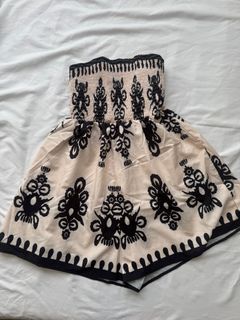 (Category: ) located in . Submitted by declutterxfaye (Listing ID 1386619792, Image 1). Description: .