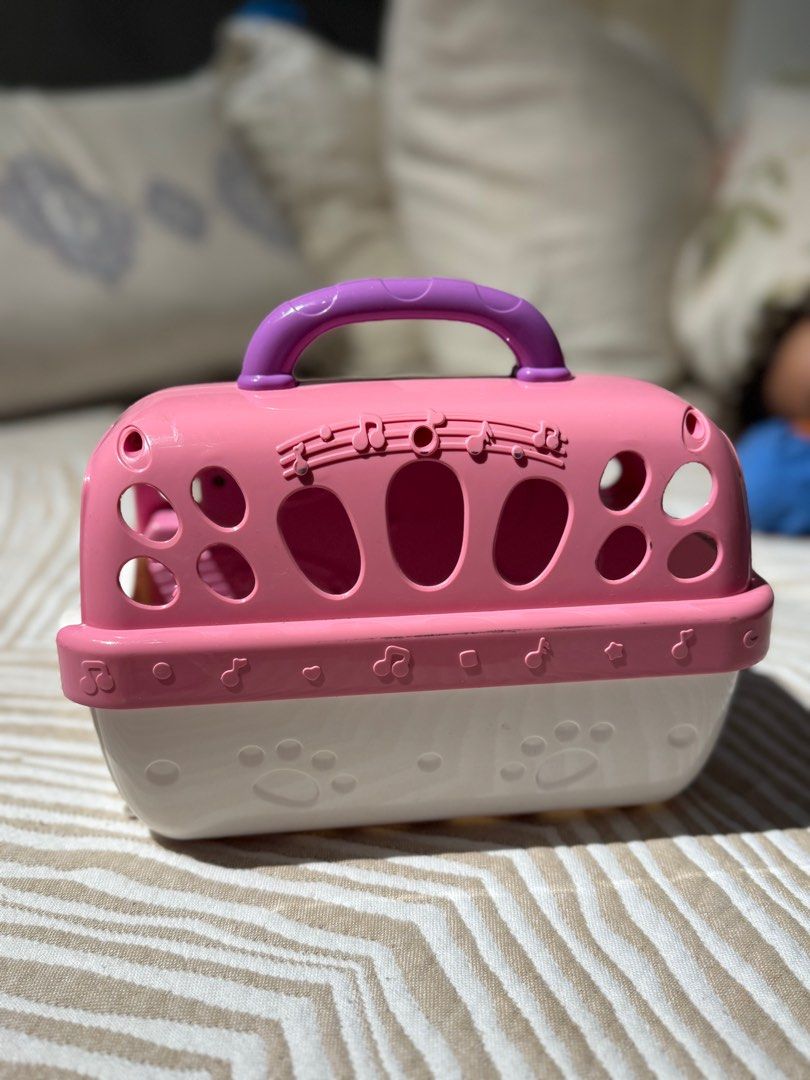VTech Cat Carrier (Function) (Category: Toys & Games) located in Shah Alam. Submitted by zouschaffer (Listing ID 1386778513, Image 2). Description: .
