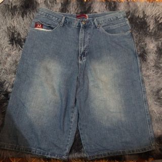 (Category: ) located in . Submitted by thriftdwnmemorylane (Listing ID 1386753733, Image 1). Description: .