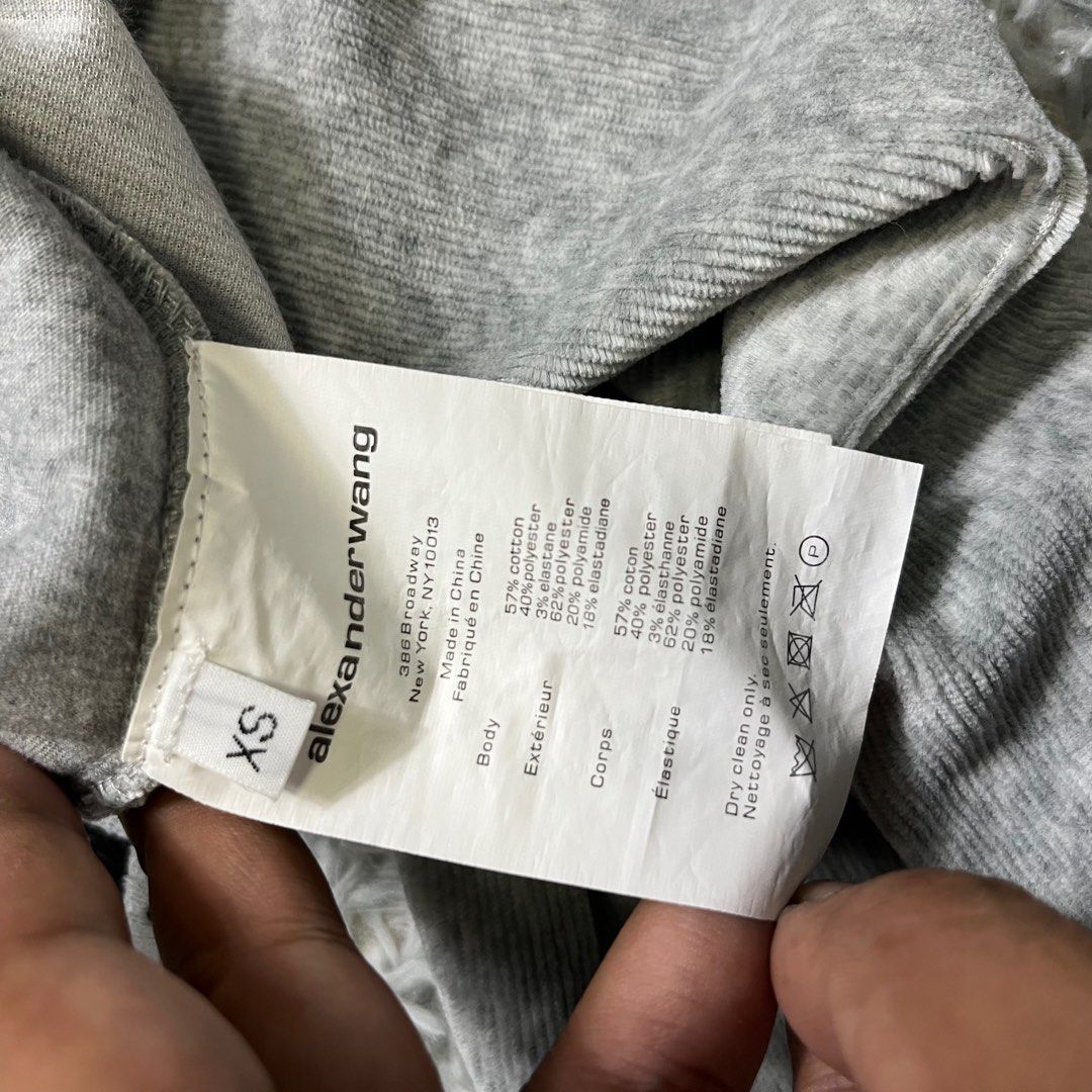 Alexander Wang Corduroy Jogger pants (Category: Luxury Apparel) located in Dumaguete. Submitted by dgte.grails (Listing ID 1386814002, Image 3). Description: Alexander Wang Corduroy Jogger pants Waist 28-32 Length 38 Good as new! 500Pm.