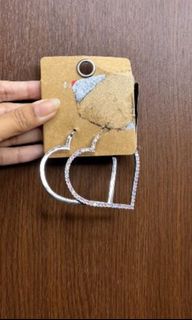 (Kategori: ) berada di . Dikirim oleh various.store (ID iklan 1386810257, Gambar 1). Deskripsi: .