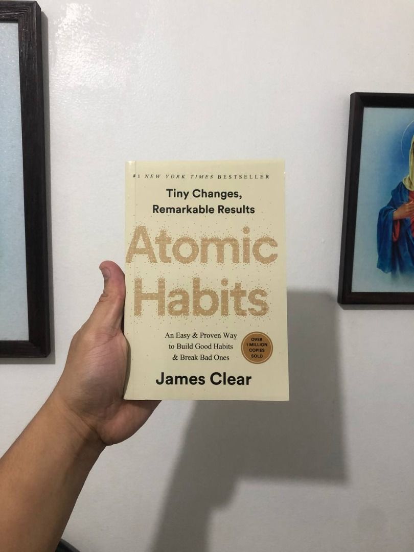 Atomic Habits by James Clear🔬 (Category: Storybooks) located in Calamba. Submitted by findbookskls (Listing ID 1386961563, Image 1). Description: Transform your habits with James Clear's 'Atomic Habits.' This practical guide provides strategies for building good habits and breaking bad ones to achieve lasting change.