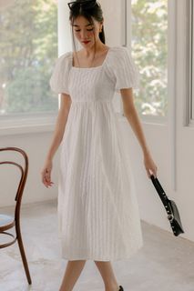 (Category: ) located in . Submitted by affordablebuyys_ (Listing ID 1386885034, Image 1). Description: .