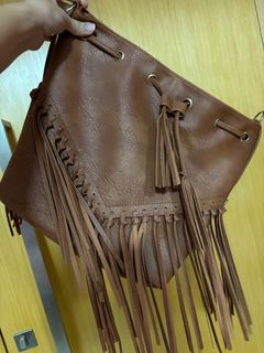(Category: ) located in . Submitted by livlim (Listing ID 1386898969, Image 1). Description: .
